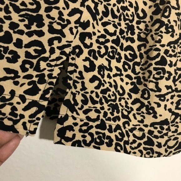 FREE PEOPLE Leopard Mini Skirt Size 6 - Picture 6 of 7